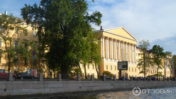 Водная экскурсия по рекам и каналам Санкт-Петербурга (Россия) фото