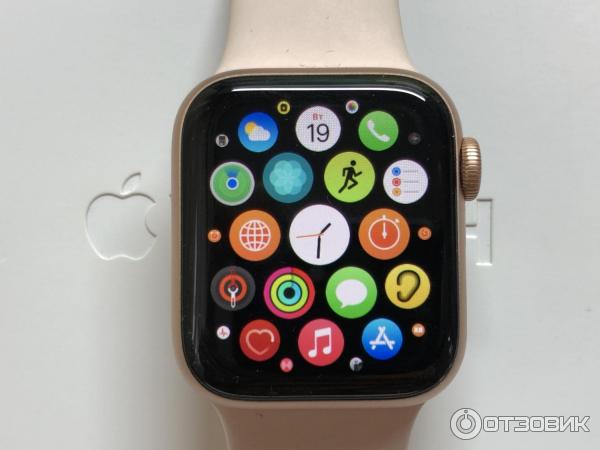 Часы Apple Watch Series 5 фото