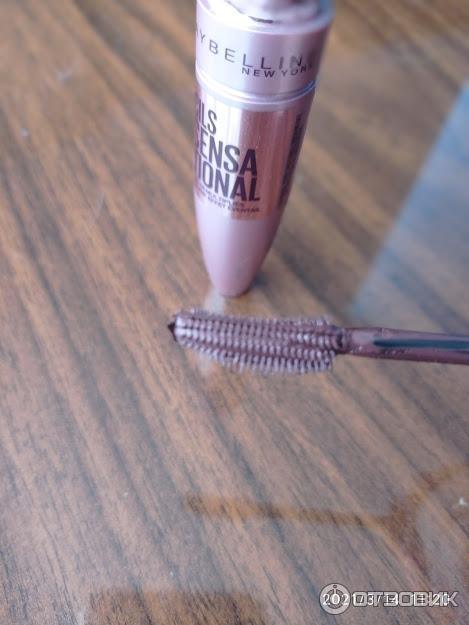 Кисточка Maybelline Lash Sensational