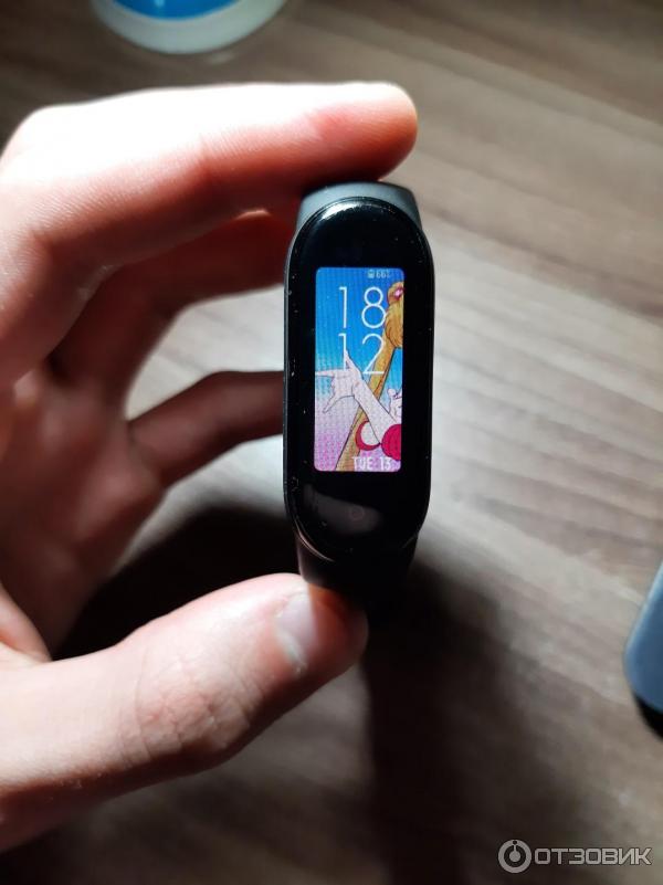 Смарт-браслет Xiaomi Mi Band 5 фото