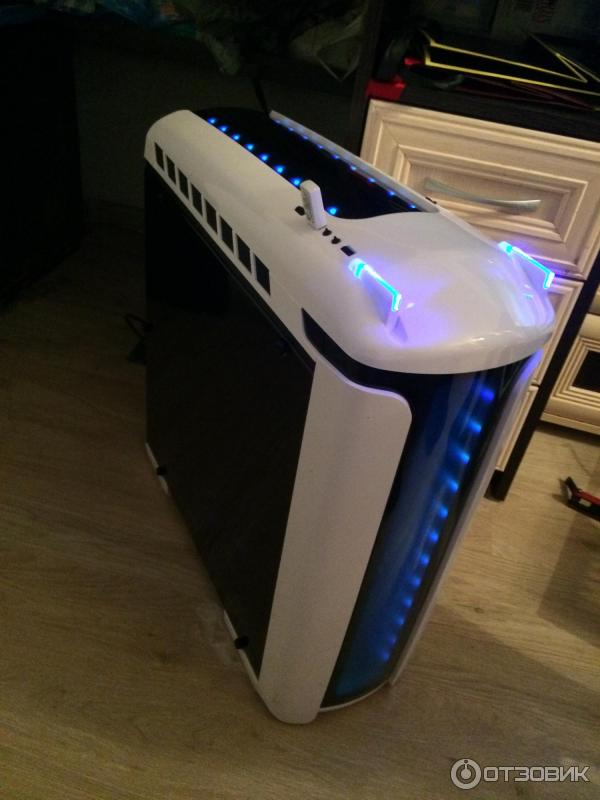 Корпус Thermaltake Versa C22 RGB Snow Edition фото