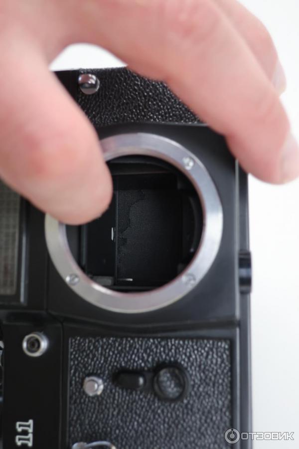 Пленочный зеркальный фотоаппарат Зенит-11