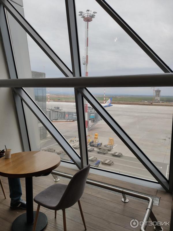 Международный аэропорт Симферополь (Крым) фото