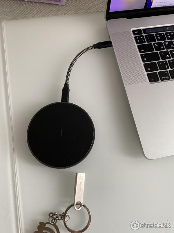 HUB USB-C Energea WiHub концентратор хаб с беспроводной зарядкой фото