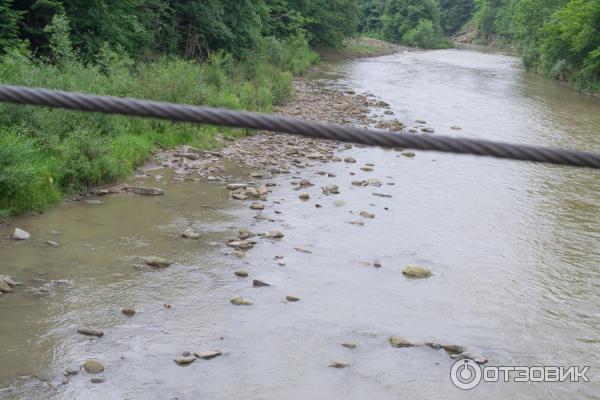 Мост по дороге к водопаду Гук 2