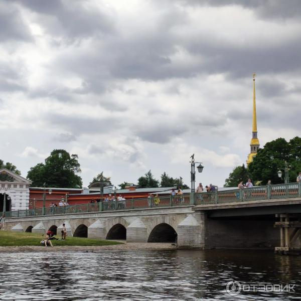 Иоанновский мост и ворота