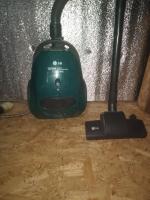 Пылесос LG Storm Extra 1300W фото