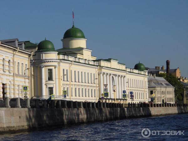 Экскурсия по рекам и каналам Невы (Россия, Санкт-Петербург) фото