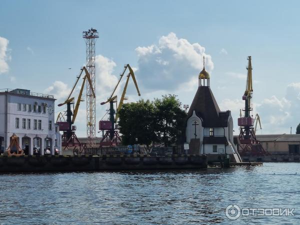 Водная экскурсия по реке Преголь (Россия, Калининград) фото