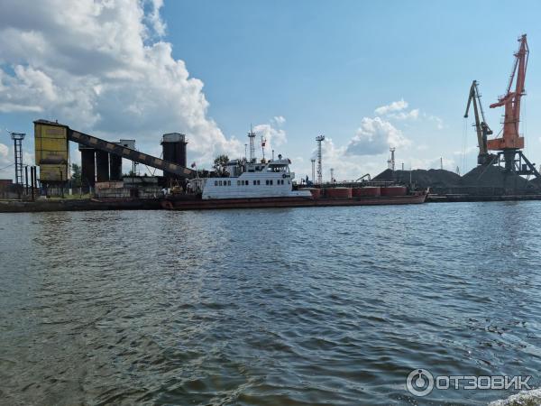 Водная экскурсия по реке Преголь (Россия, Калининград) фото