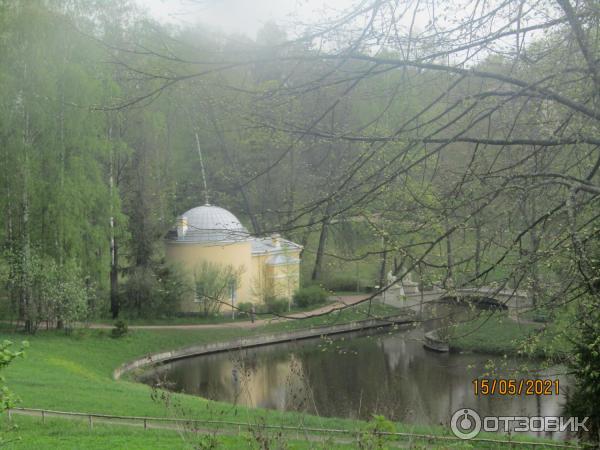 Павильон Холодная ванна в Павловском парке (Россия, Санкт-Петербург) фото