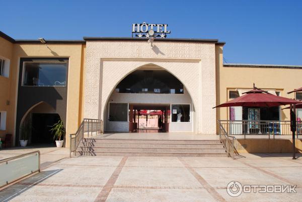 Отель Hotel & Club Lella Meriam 4* (Тунис, Зарзис) фото