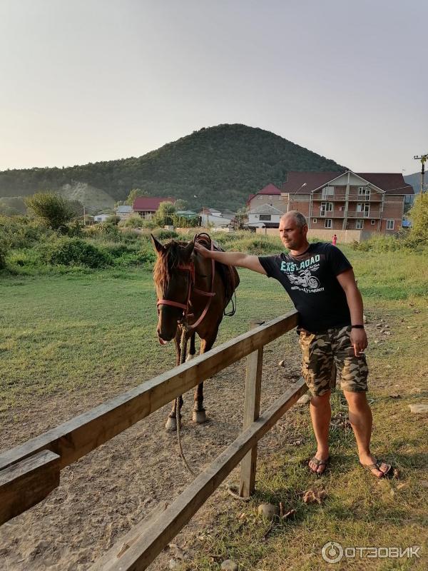 Отдых в курортном поселке Аше (Россия, Сочи) фото