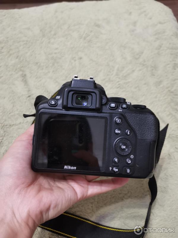 Цифровой зеркальный фотоаппарат Nikon D3500