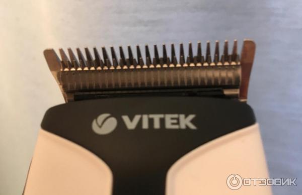 Машинка для стрижки волос Vitek VT-2517 BW фото