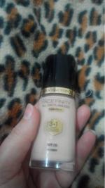 Тональный крем Max Factor Facefinity 3 in 1 фото