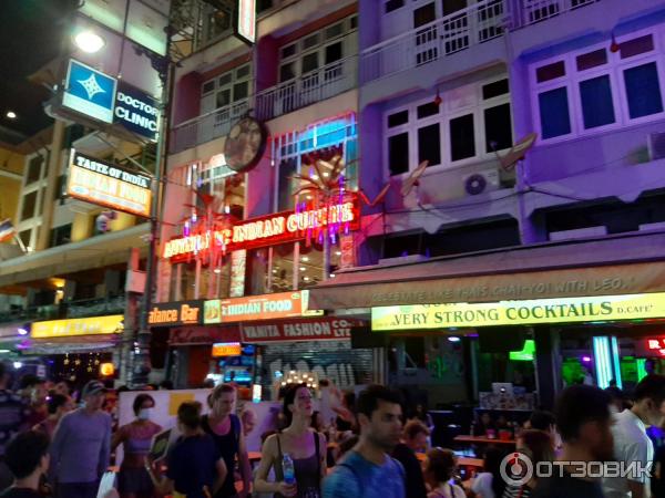 Улица Каосан Роад (Khaosan Road) (Тайланд, Бангкок) фото