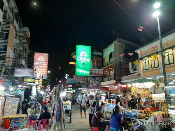 Улица Каосан Роад (Khaosan Road) (Тайланд, Бангкок) фото