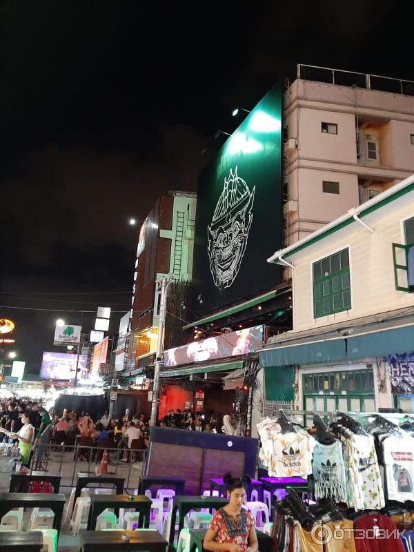 Улица Каосан Роад (Khaosan Road) (Тайланд, Бангкок) фото