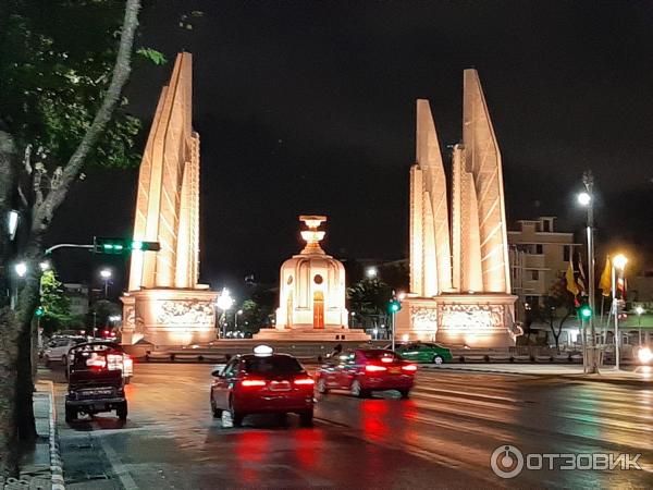 Улица Каосан Роад (Khaosan Road) (Тайланд, Бангкок) фото