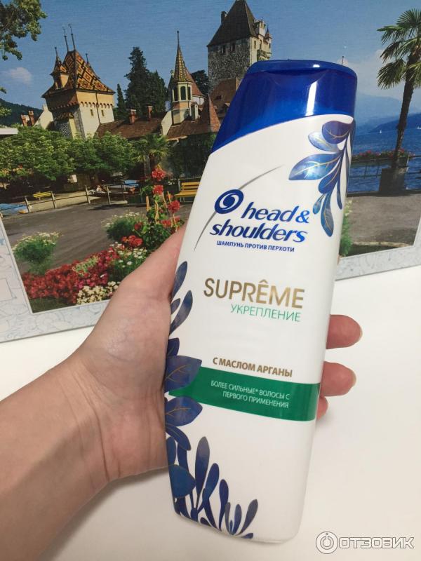 Шампунь Head Shoulders Supreme Укрепление с маслом арганы. Дизайн флакона.