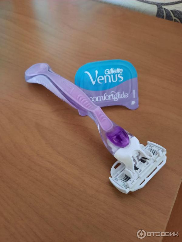 Бритвенный станок Gillette Venus фото