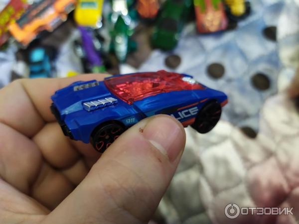 Детские машинки Hot Wheels фото