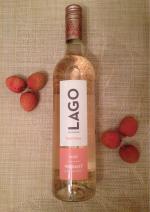 Вина португалии розовое полусухое. Вино Верде Лаго розовое. Вино Верде Лаго Португалия. Вино Лаго розовое полусухое. Португальское вино Лаго.