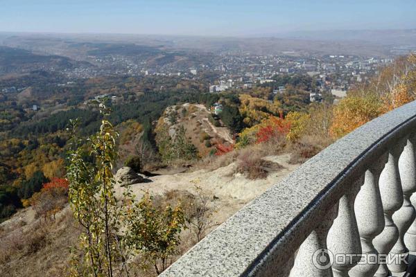 Скалы Синие камни в Кисловодском парке