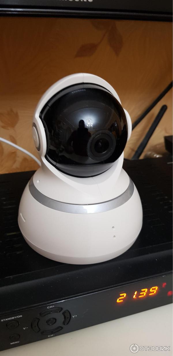 IP-камера Xiaomi YI Dome Camera 1080p фото