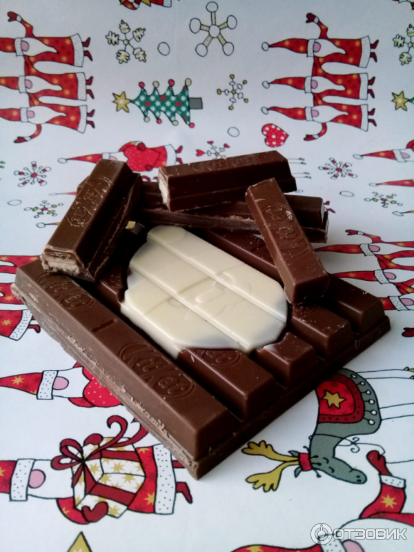 Шоколад KitKat Christmas Edition Cinnamon Taste 108г фото