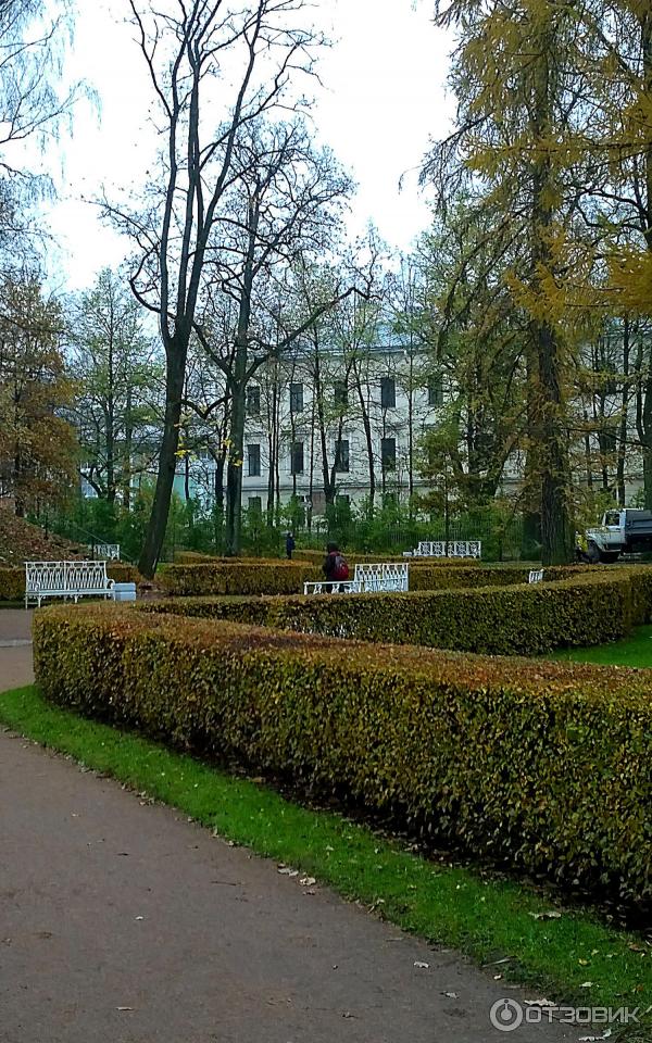 Екатерининский парк в городе Пушкин (Россия, Санкт-Петербург) фото