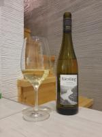 Вино белое полусухое Riesling Rheinhessen Feinherb фото