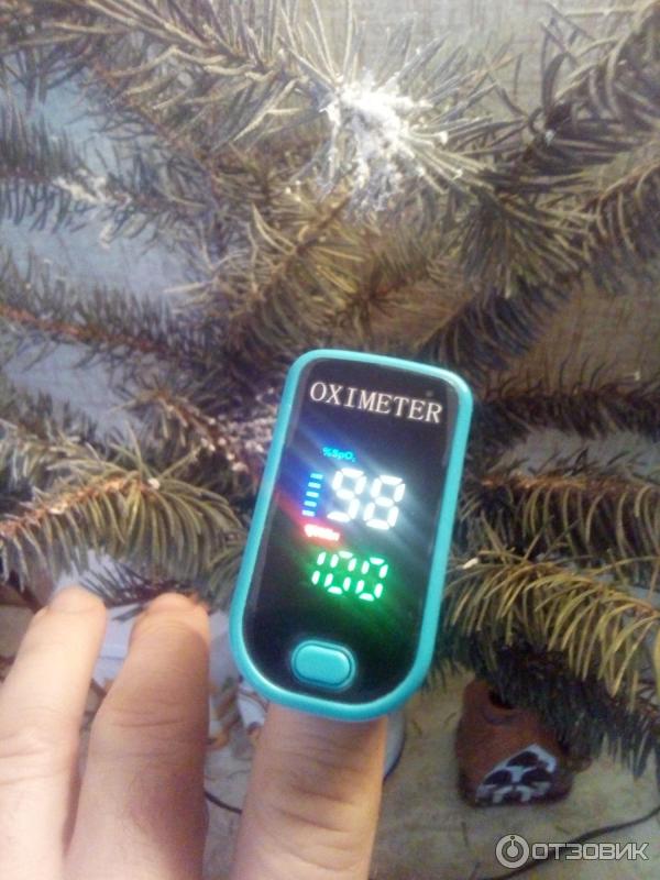 Пульсометр на палец Fingertip Pulse Oximeter фото