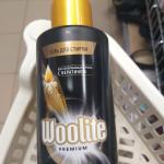 Гель для стирки Woolite Premium Dark фото