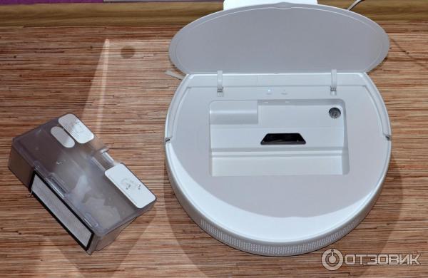 Робот-пылесос Xiaomi Mi Robot Vacuum Mop Essential MJSTG1 фото