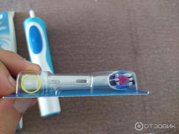 Электрическая зубная щетка Oral-B BRAUN фото