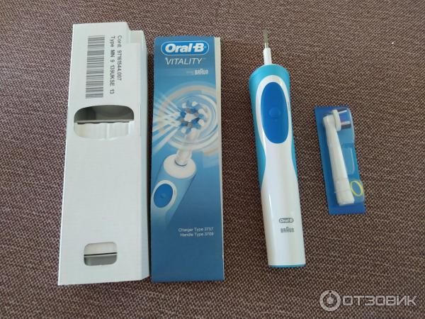 Электрическая зубная щетка Oral-B BRAUN фото