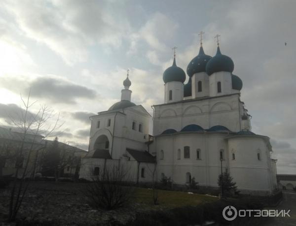 Мужской Высоцкий монастырь (Россия, Серпухов) фото