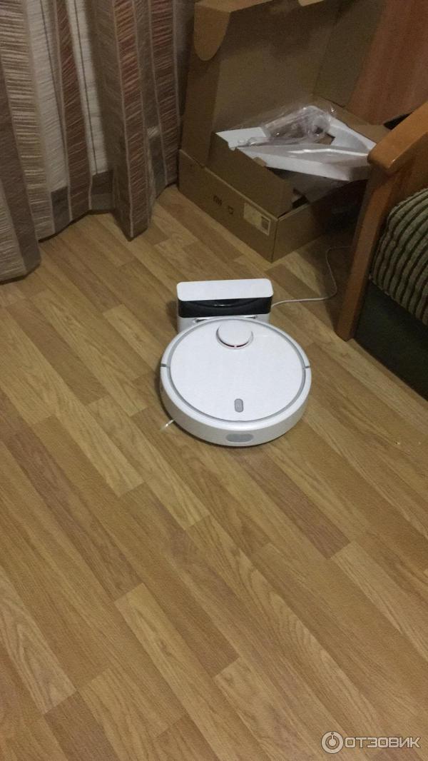 Робот пылесос Xiaomi Mi Robot Vacuum Cleaner фото