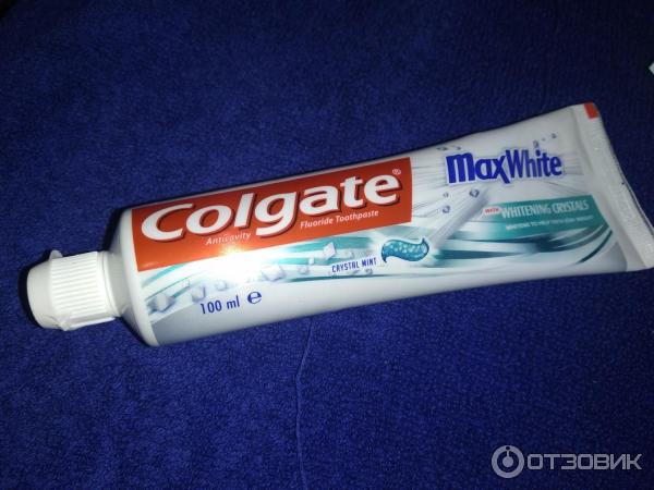 Зубная паста Colgate Макс Блеск с отбеливающими пластинками фото