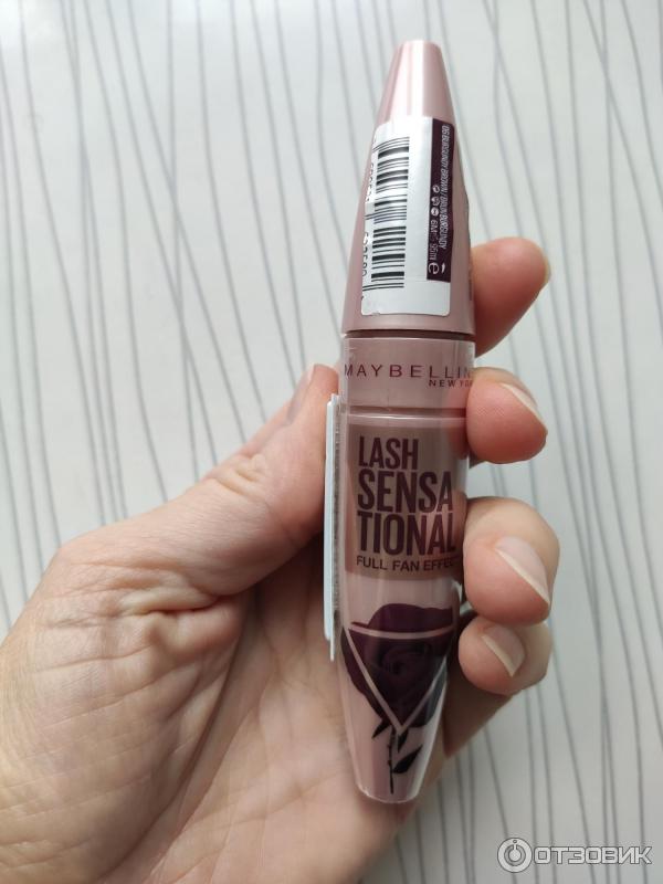 Тушь для ресниц Maybelline Веерный объем Lash Sensational Intense Black фото