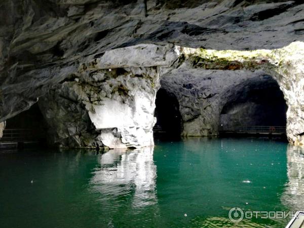 Экскурсия в старую штольню на территории горного парка Рускеала (Россия, Карелия) фото