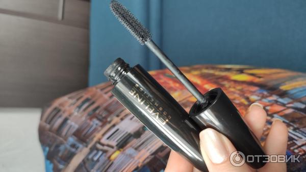 Тушь для ресниц Eveline Cosmetics Big Volume Lash Professional Mascara фото