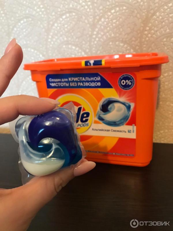 Капсулы для стирки Tide Pods фото