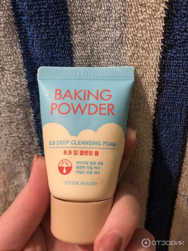 Очищающая пенка Etude House Baking Powder Pore&BB Deep Cleansing Foam фото