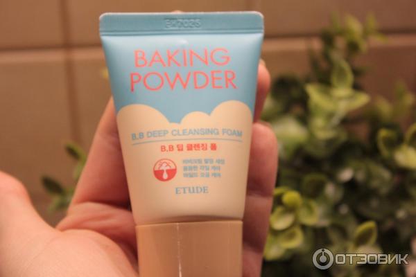 Очищающая пенка Etude House Baking Powder Pore&BB Deep Cleansing Foam фото