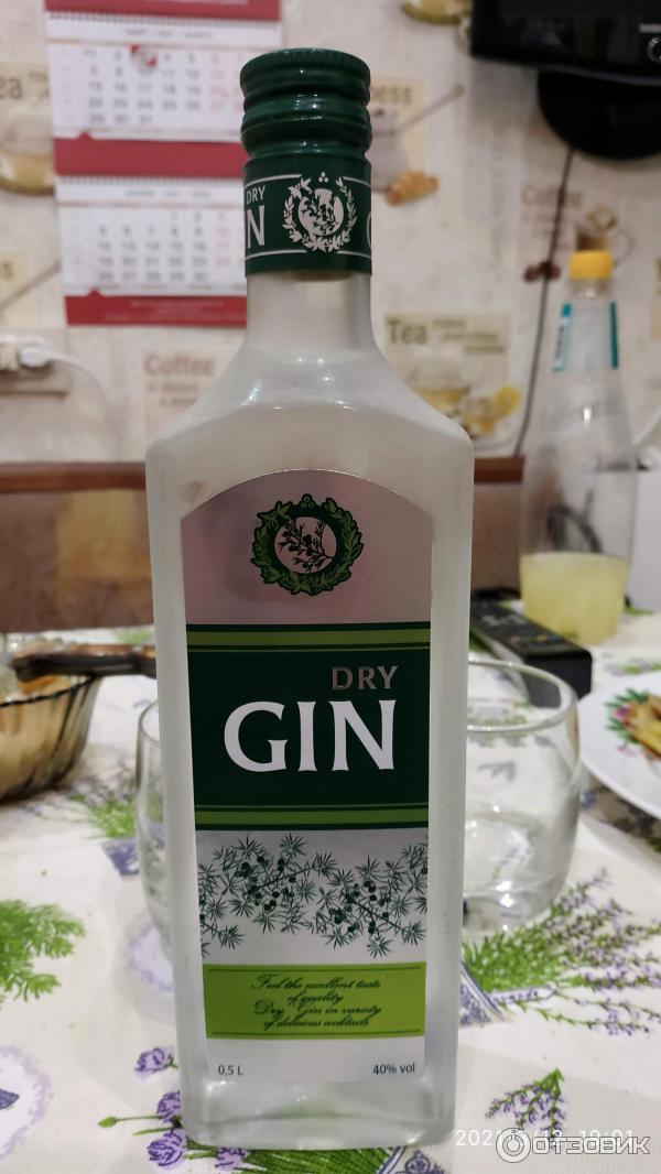 Джин dry gin. Dry Gin Нива. Джин «Woodman Gin Dry» 0,5л. Напиток Dry Gin.