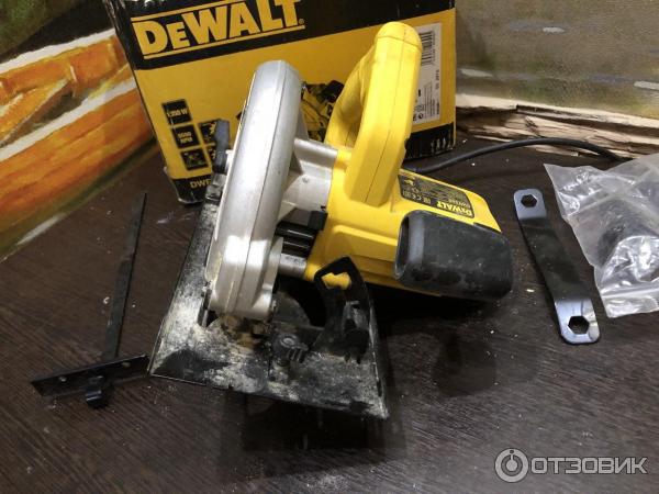 Циркулярная пила DeWalt DWE 560 фото