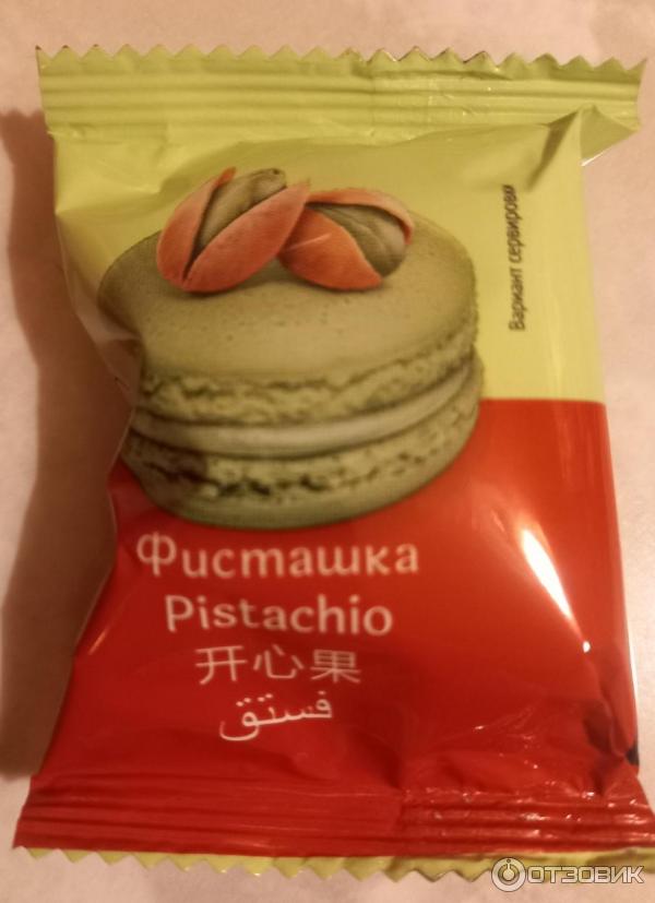 Внешний вид упаковки печенья миндальное с начинкой Акульчев Macarons